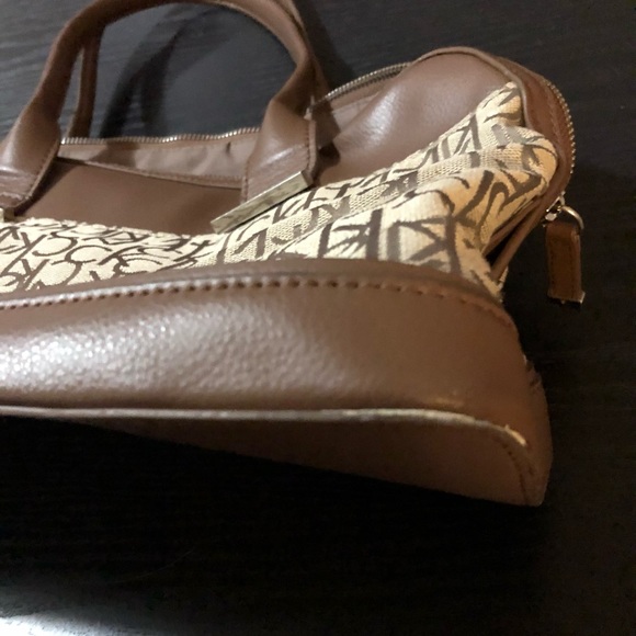 Brown and beige Calvin Klein purse - Picture 7 of 9
